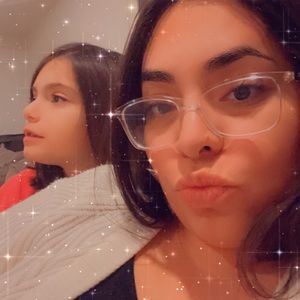 Meet your Posher, Eliana